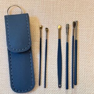 7 Pieces Stainless Steel Ear Wax Cleaning Kit Faux Leather Case Keychain Blue